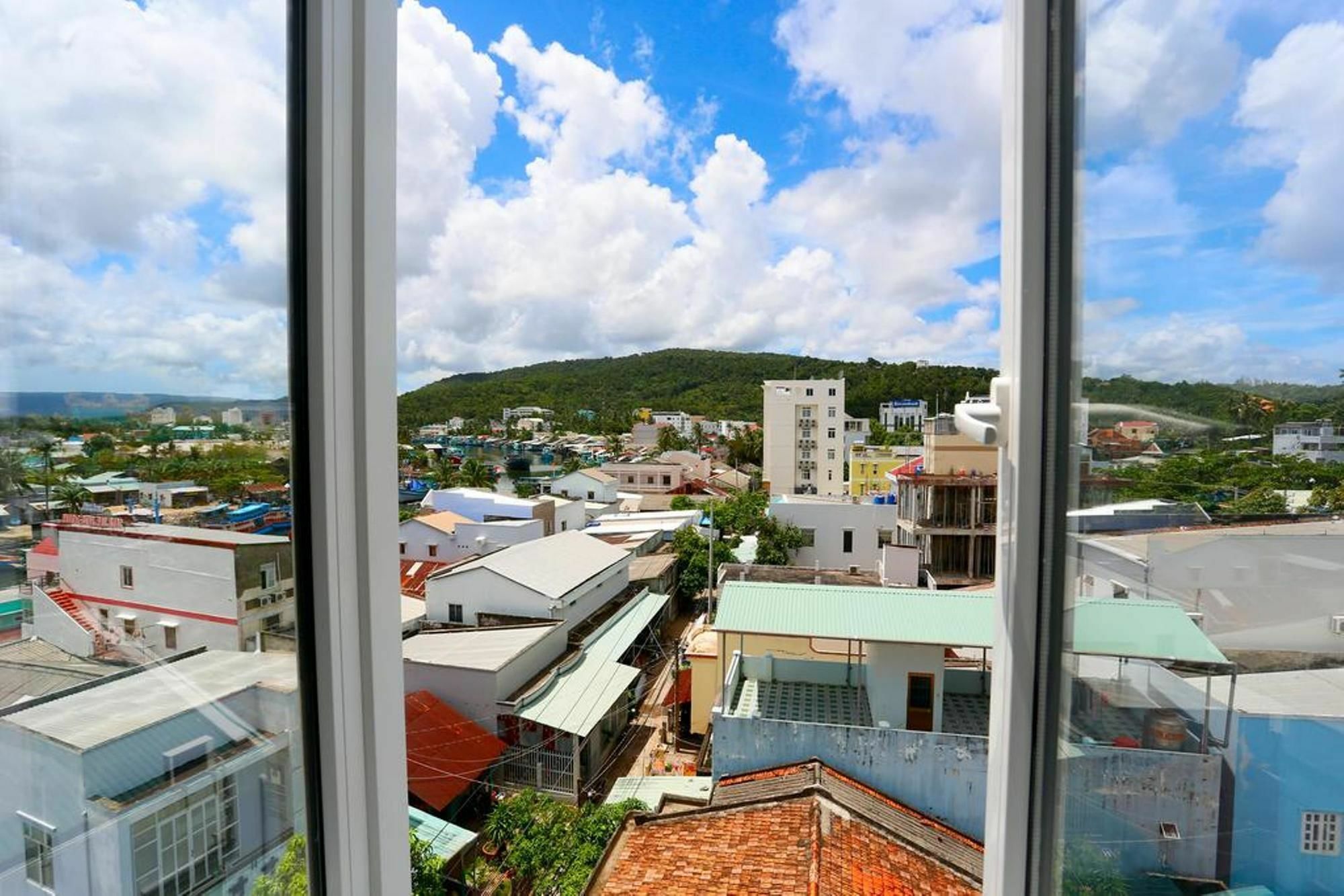 Hotel Khach San Ngoc Son Phu Quoc Exterior foto